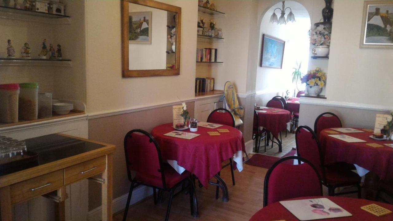 Cedar Lodge Hotel Exeter Extérieur photo